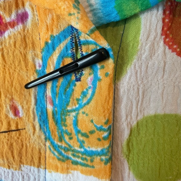 Very gently worn designer top - Picture 4 of 6